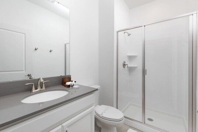 Building Photo - 954 Splash Shot Pl