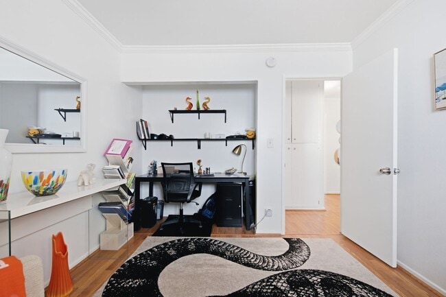 Building Photo - 2BR/1BA Condo with Resort-Style Amenities & Low-Maintenance Living