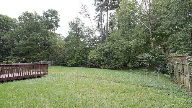 Building Photo - 5305 Pitch Pine Ct