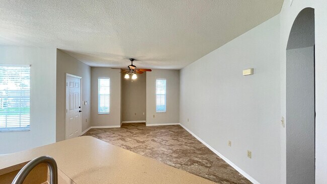 Building Photo - 170 SW Peacock Boulevard 36-104 Port Saint...