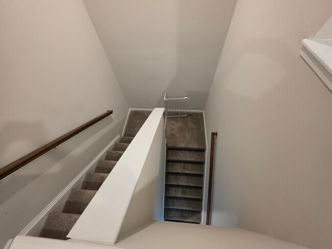 Building Photo - 1812 Lacebark Dr