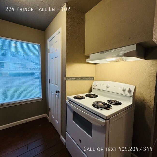 Building Photo - 224 Prince Hall Ln