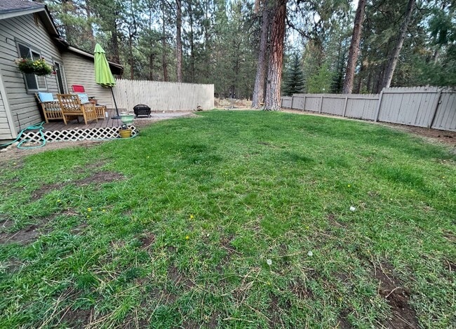 Building Photo - Cozy 3-Bedroom in Beautiful Tollgate! ***water included***