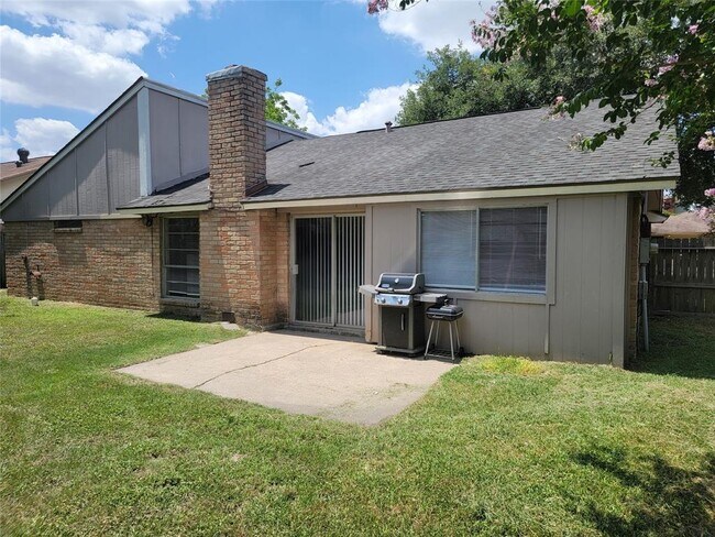Building Photo - 22431 Coriander Dr