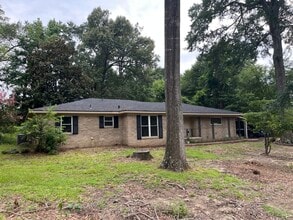 Building Photo - 3604 John Reagan St