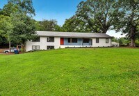 Building Photo - 2371 Holly Springs Rd