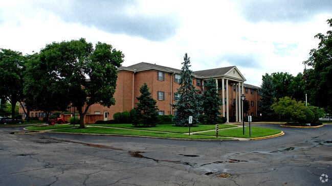 Primary Photo - Georgetown Village