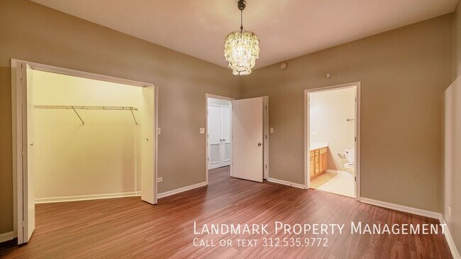 Building Photo - 4428 S Calumet Ave