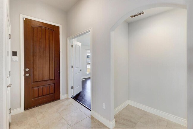 Building Photo - 19408 Wearyall Hill Ln