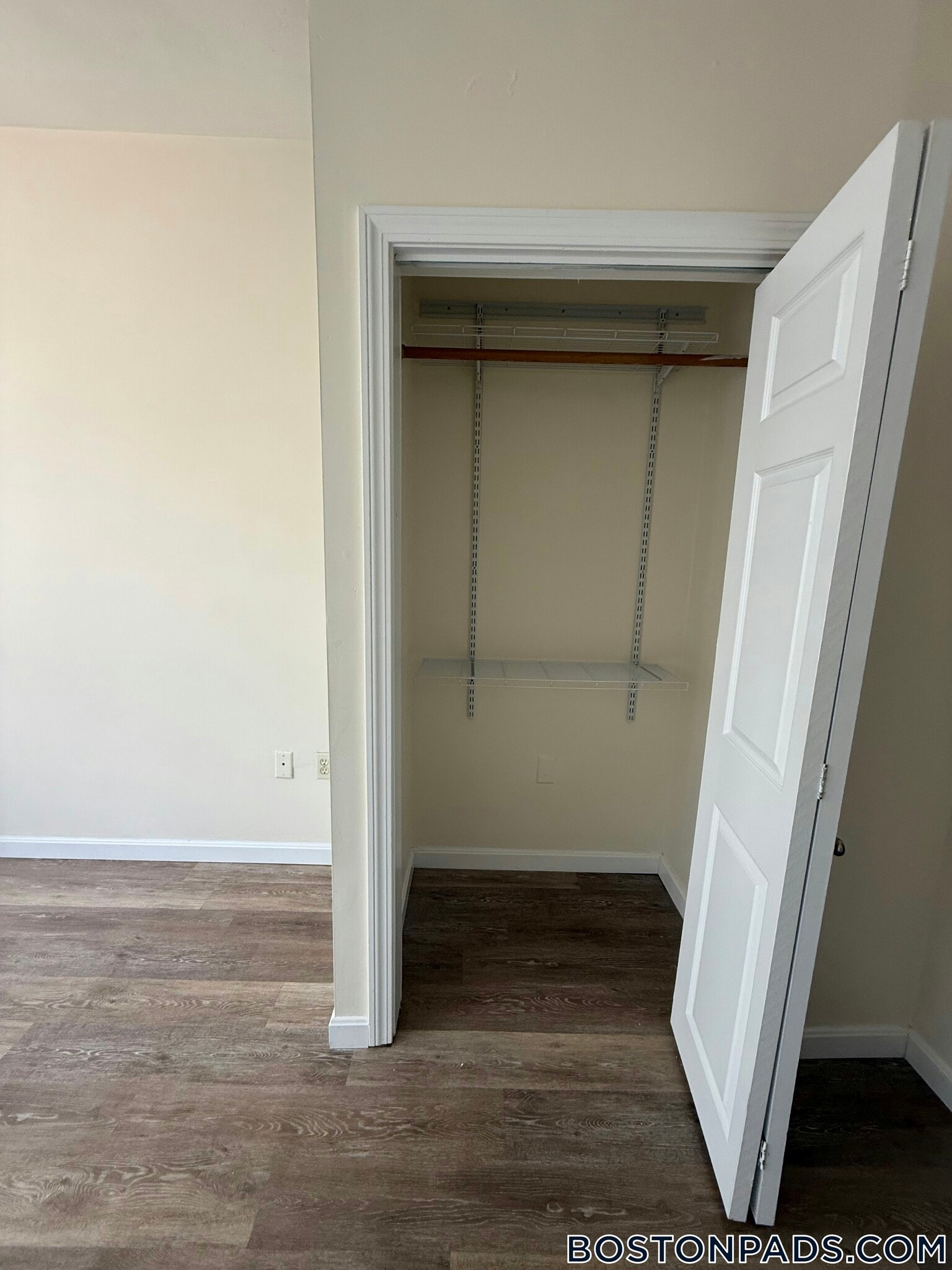 Building Photo - 81 Essex St