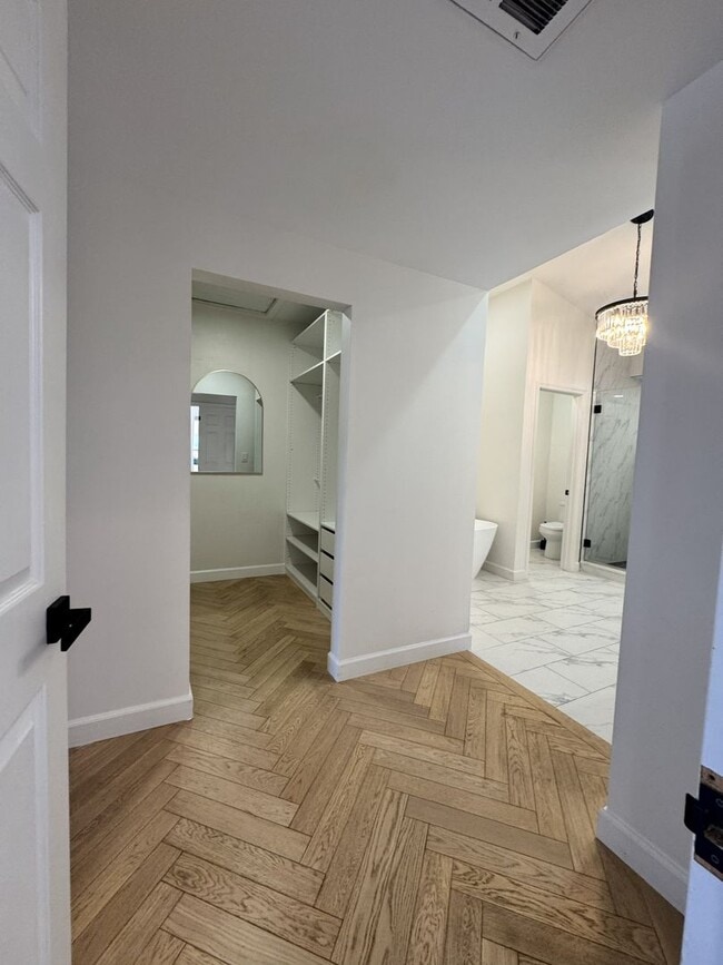 Building Photo - BEAUTIFUL 3 BEDROOM 3 BATH CORNER LOT WITH POOL AND LARGE BACKYARD NORTH SCOTTSDALE