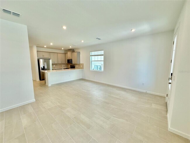 Building Photo - 1315 Tarflower Dr