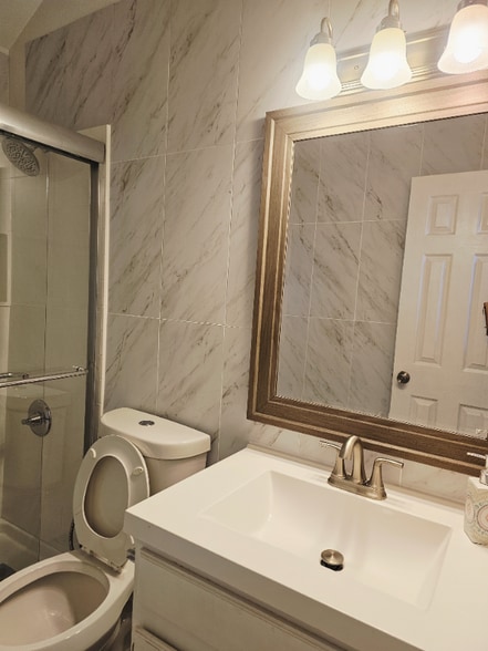 Building Photo - 11148 Loma Escondida Dr