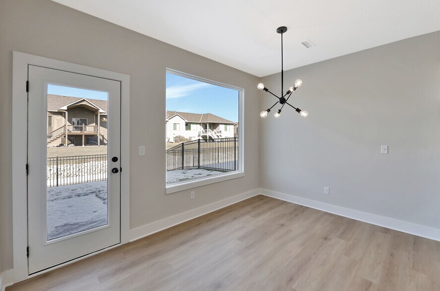 Building Photo - 2265 N 159th Ct E