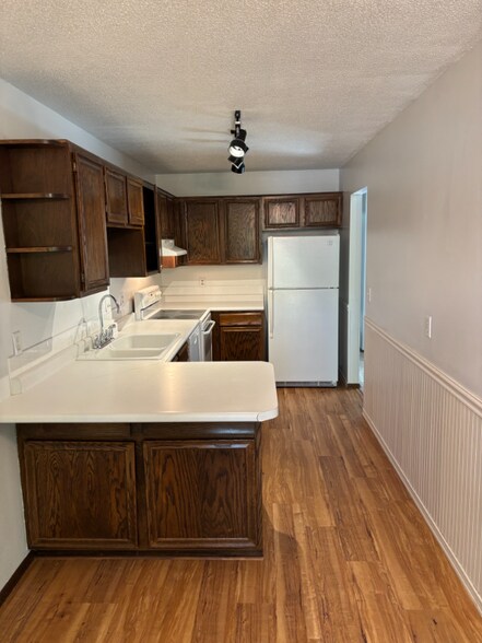 Building Photo - 6843 MacBeth Ct