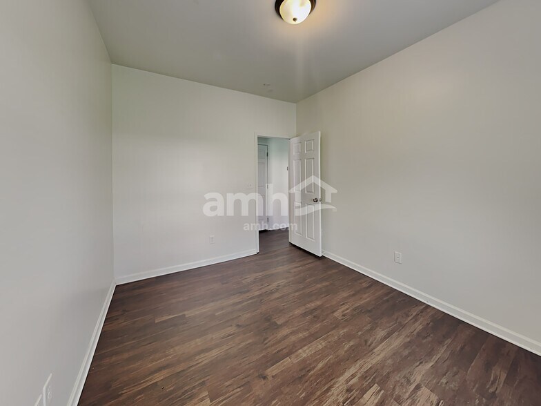 Building Photo - 7703 Aragorn Ln