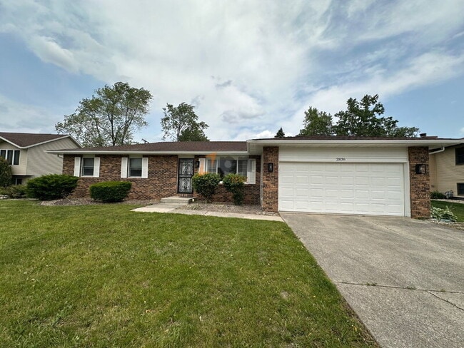 Building Photo - 2836 W 63rd Ln