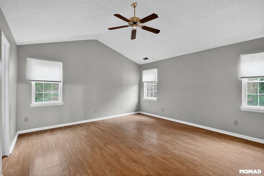 Building Photo - 9915 Lottie Ln