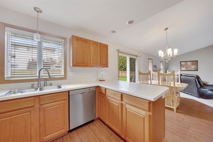 Building Photo - 3406 Snowy Pky