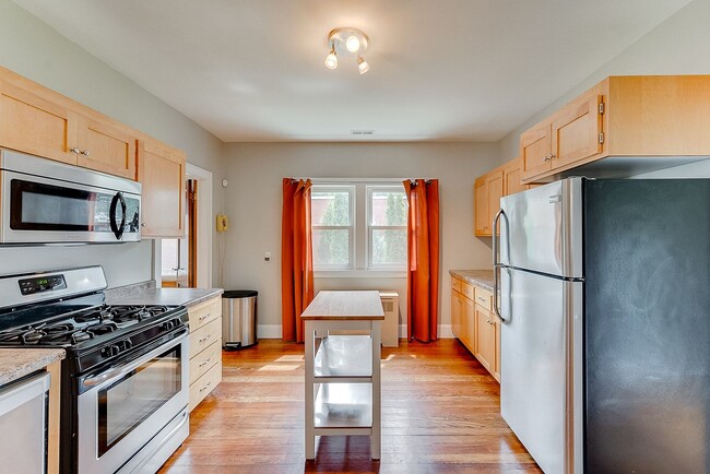 Primary Photo - Beautifully renovated NE home. Available 6...