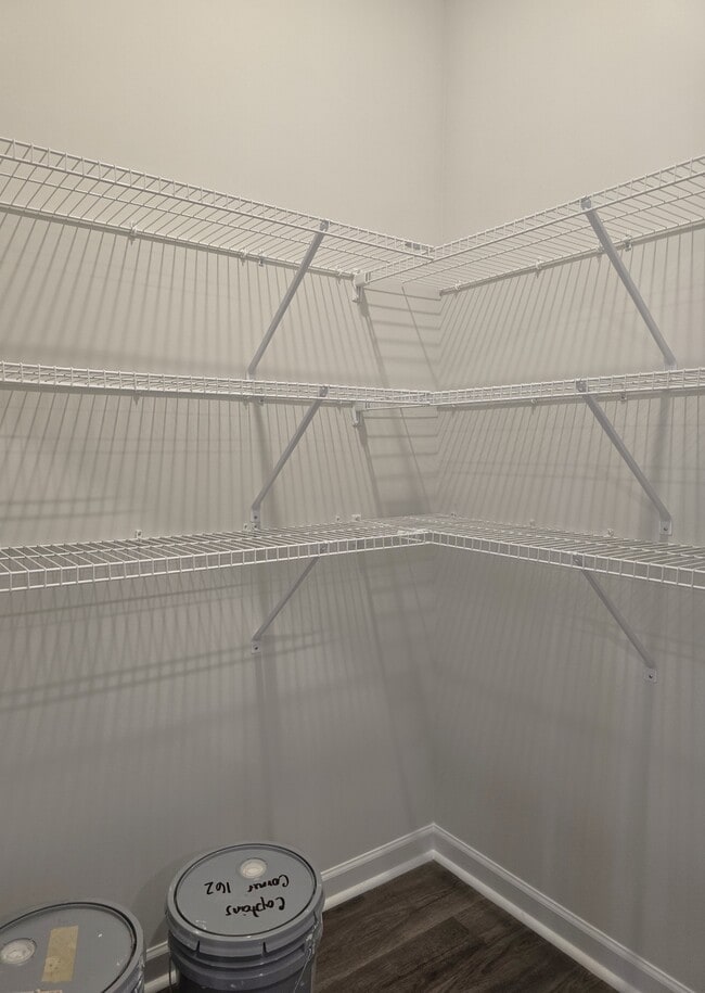 Building Photo - 5188 Captain Dr