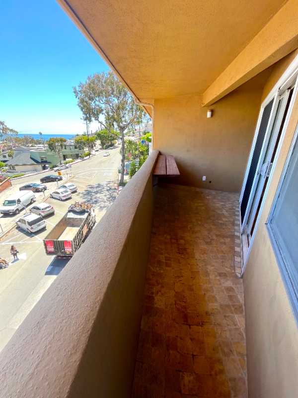 Building Photo - 100 Cliff Dr