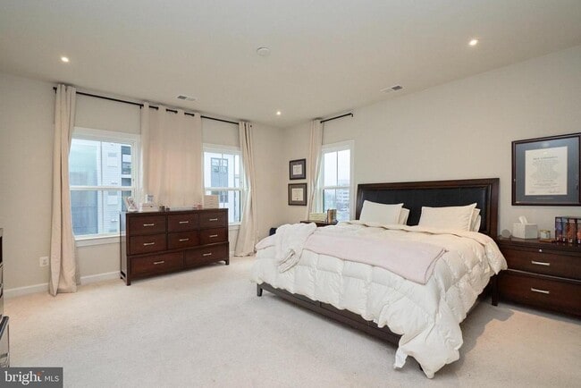 Building Photo - 2269 Woodland Gap Terrace