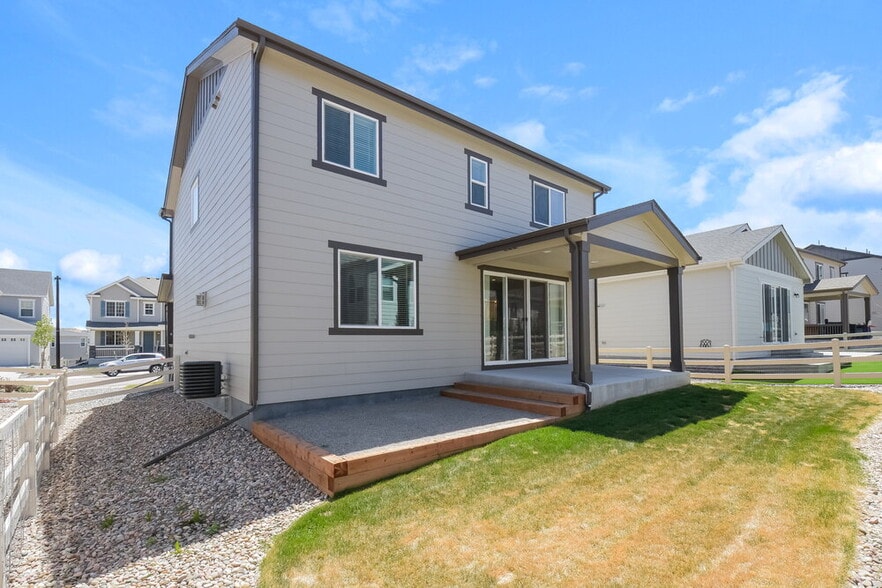 Building Photo - 3565 Makley Cir
