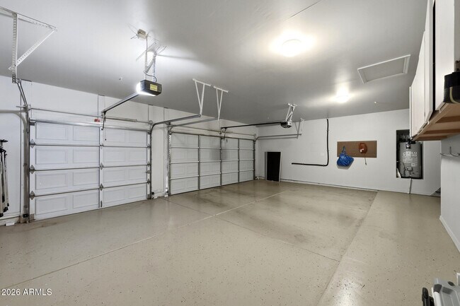 Building Photo - 7642 E Hartford Dr