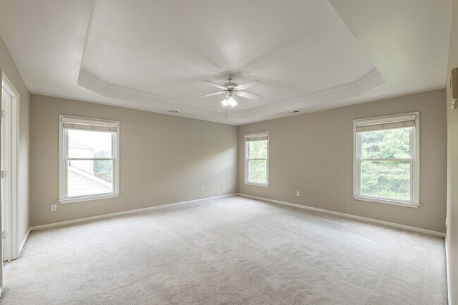 Building Photo - 315 Foe Creek Dr