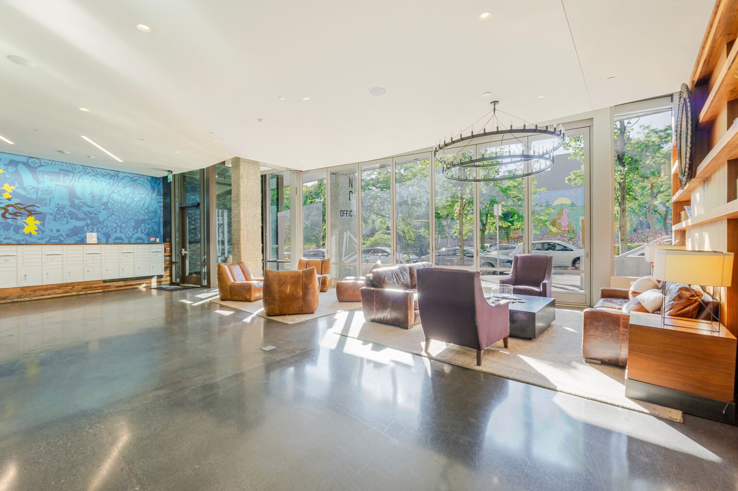 Building Photo - 225 Cedar St