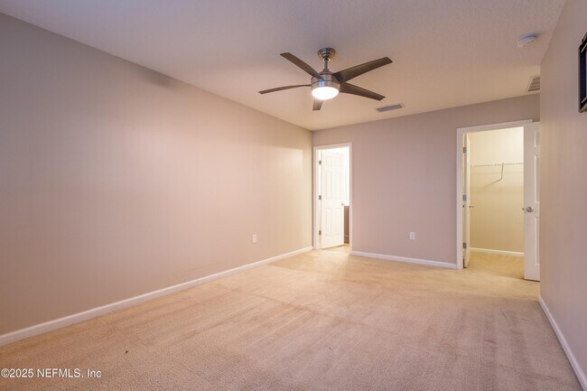 Building Photo - 12106 Alexandra Dr
