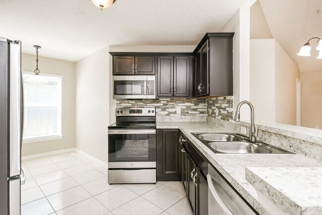 Building Photo - 3356 Kelsey Ln