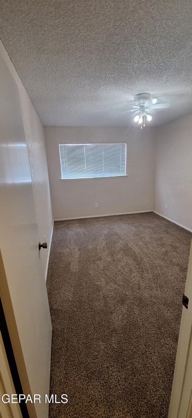 Building Photo - 6617 Dawn Dr