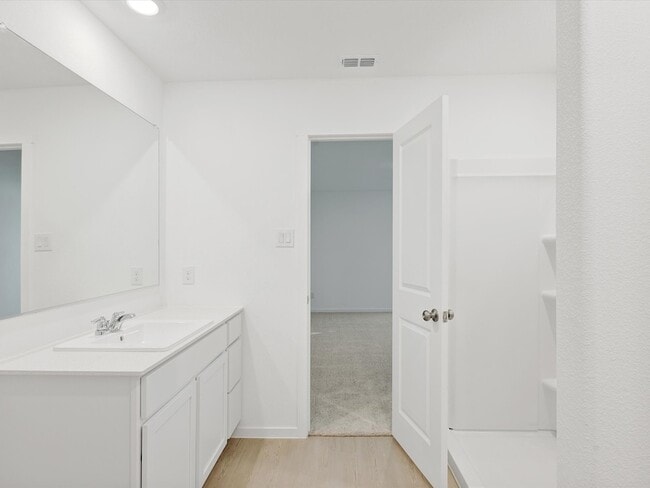 Building Photo - 1609 Baugh St