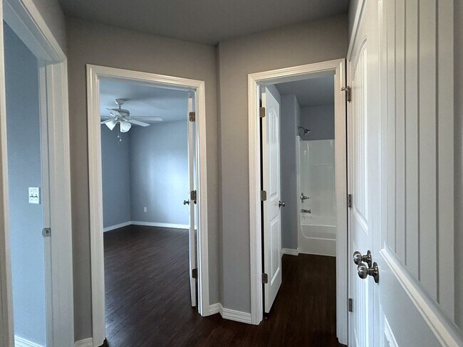 Building Photo - Move-In Special: New Residents Enjoy $250 Off First Month's Rent ?