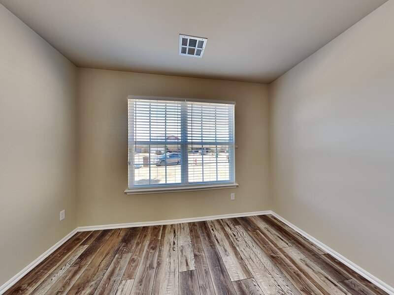 Building Photo - 2716 Demotte Dr