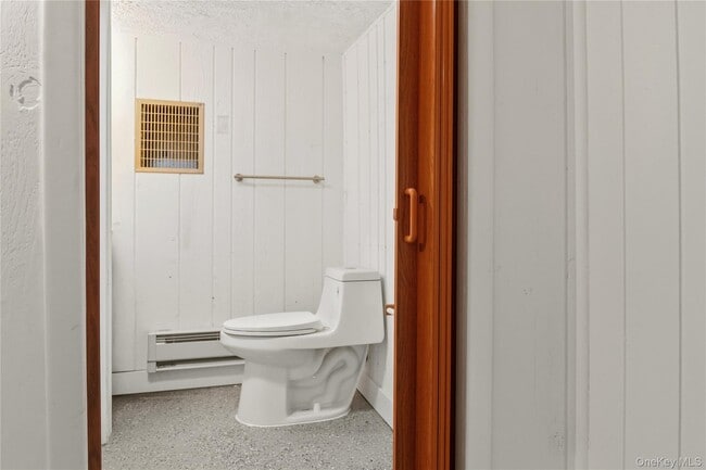 Building Photo - 378 Broadway