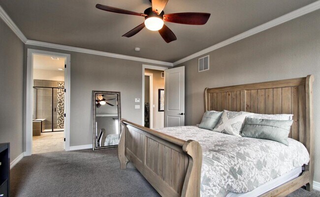 Building Photo - 1631 W 137th Ave