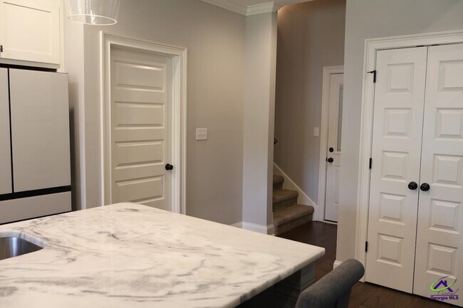 Building Photo - 214 Landings Pointe Ln