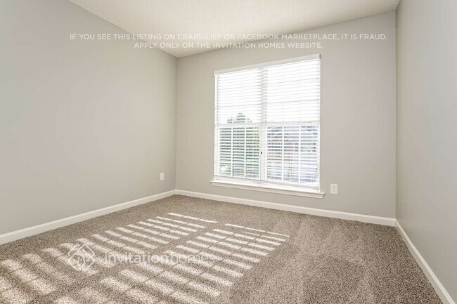 Building Photo - 5869 Waggoner Cove