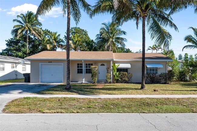 Primary Photo - 6719 Boulevard of Champions