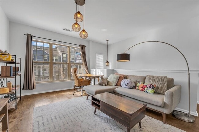 Building Photo - 1737 Liberty Pkwy NW