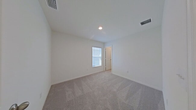 Building Photo - Beautiful New 4-Bedroom Home in Auburndale