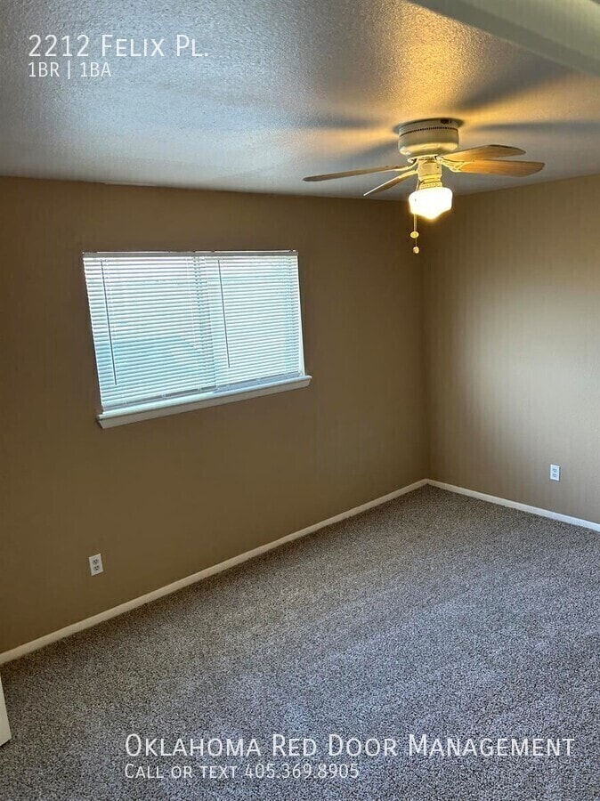 Building Photo - 2212 Felix Pl