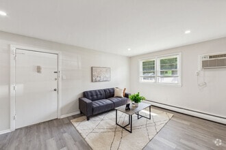 Building Photo - 1019 Wharton Dr