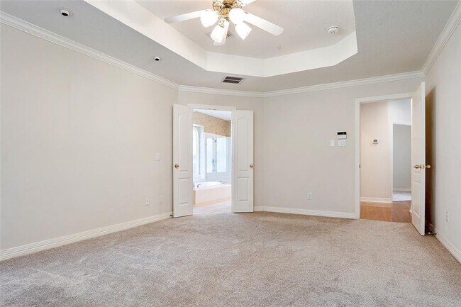 Building Photo - 5534 Chesapeake Pl
