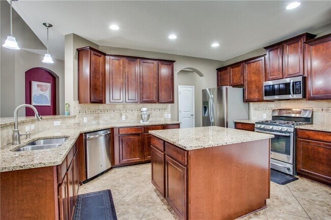 Building Photo - 509 Caddo Lake Dr
