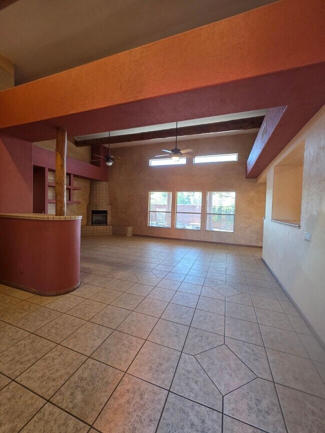 Building Photo - 8152 Eagledancer Ave