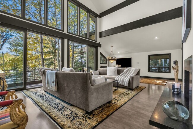 Building Photo - 3075 Snow Cloud Cir